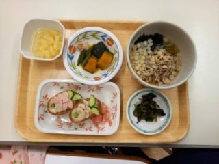 昼食